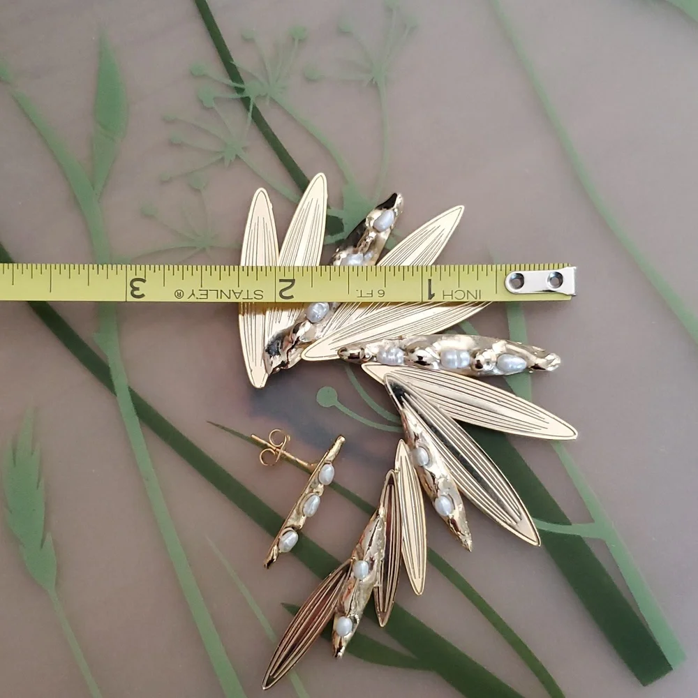 Rosantica "Apache" River Pearls Ear Cuff & Earring Set - Picture 8 of 9